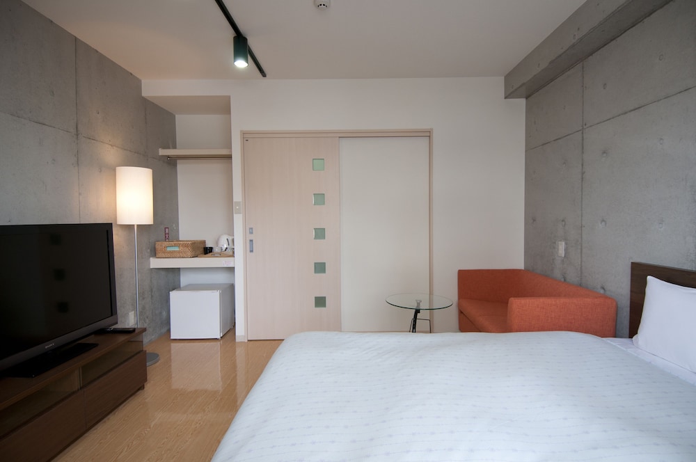 本館コンフォートクイーン 禁煙 客室3 | 那覇ウエスト イン