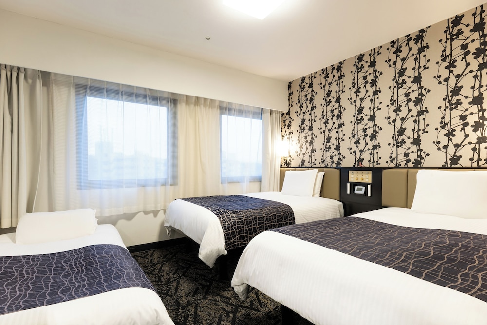 トリプルルーム 禁煙室 | アパホテル〈びわ湖瀬田駅前〉