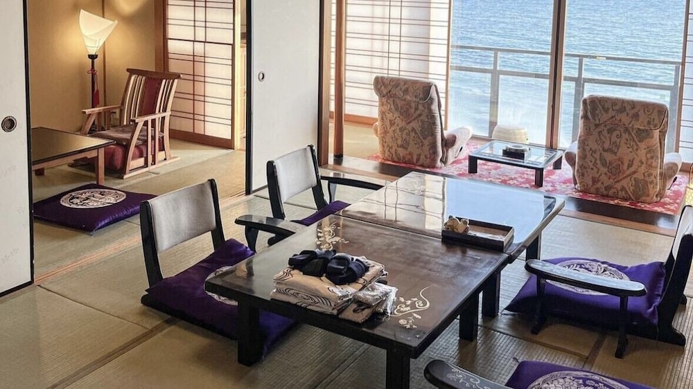 和室 客室2 | 南知多 山海温泉 【和風旅館 粛 海風】