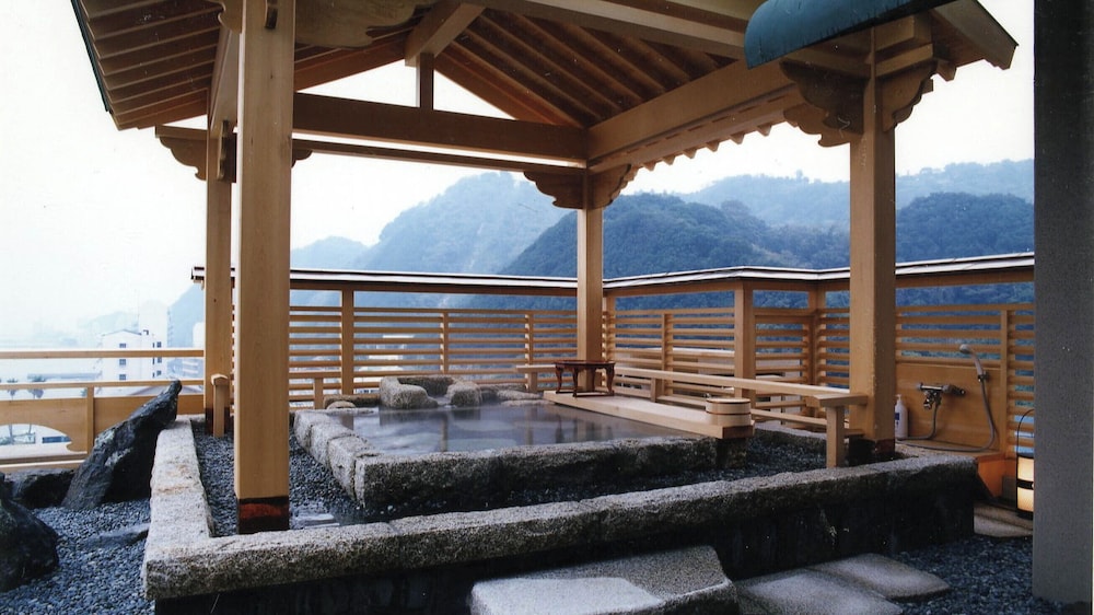 和室 客室6 | 南知多 山海温泉 【和風旅館 粛 海風】