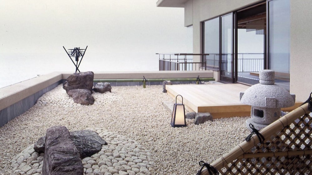 和室 客室2 | 南知多 山海温泉 【和風旅館 粛 海風】