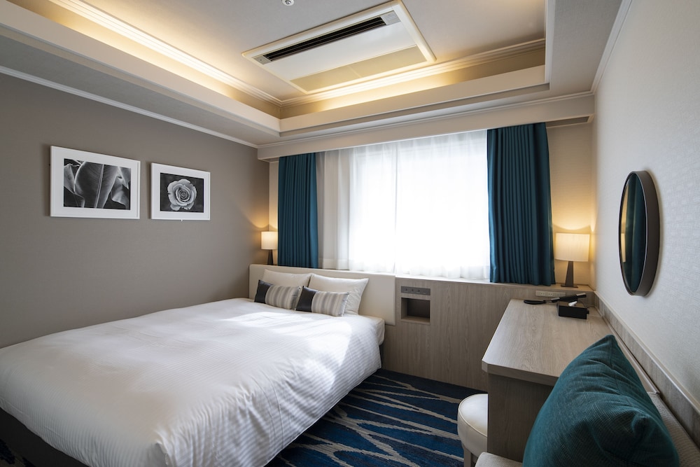 ダブルルーム 禁煙 | 新横浜グレイスホテル