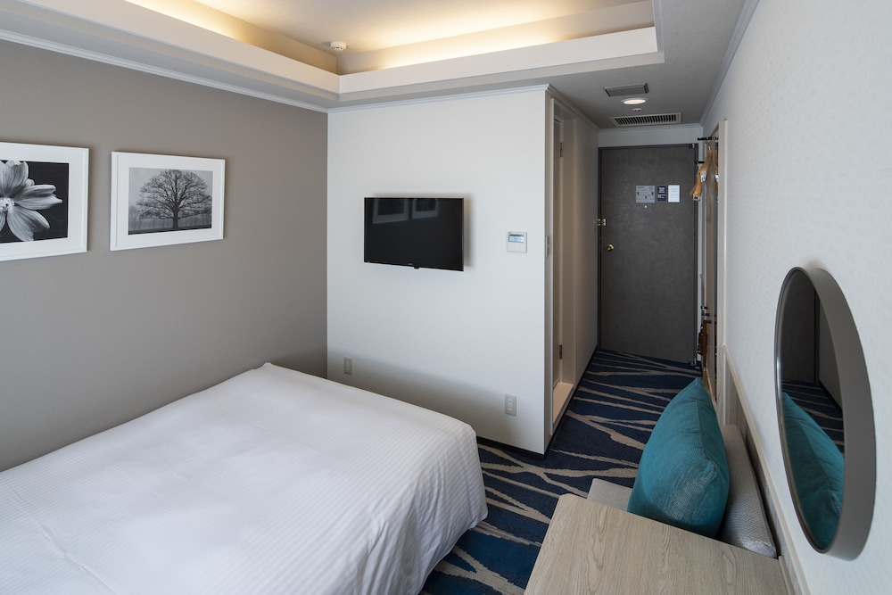 セミダブルルーム 禁煙 客室2 | 新横浜グレイスホテル