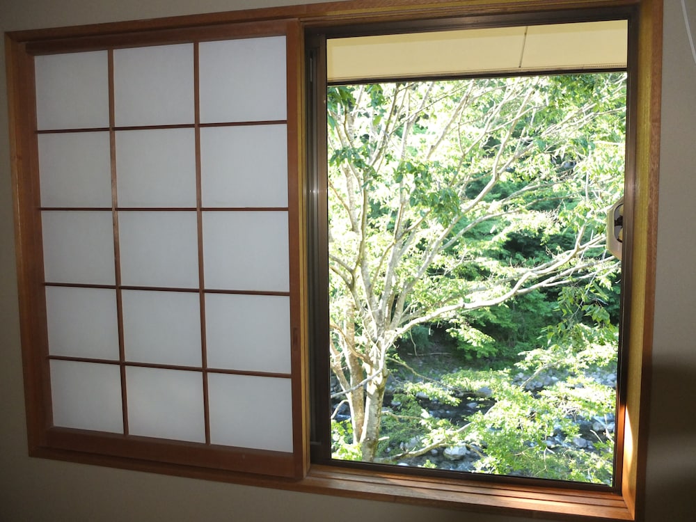 トラディショナル ツインルーム 部屋からの景観2 | アネックス タートル ほとり庵