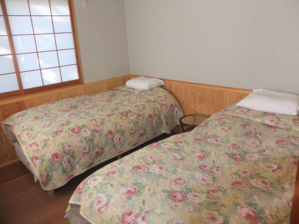 ４人部屋　（２布団、２ベッド） | アネックス タートル ほとり庵