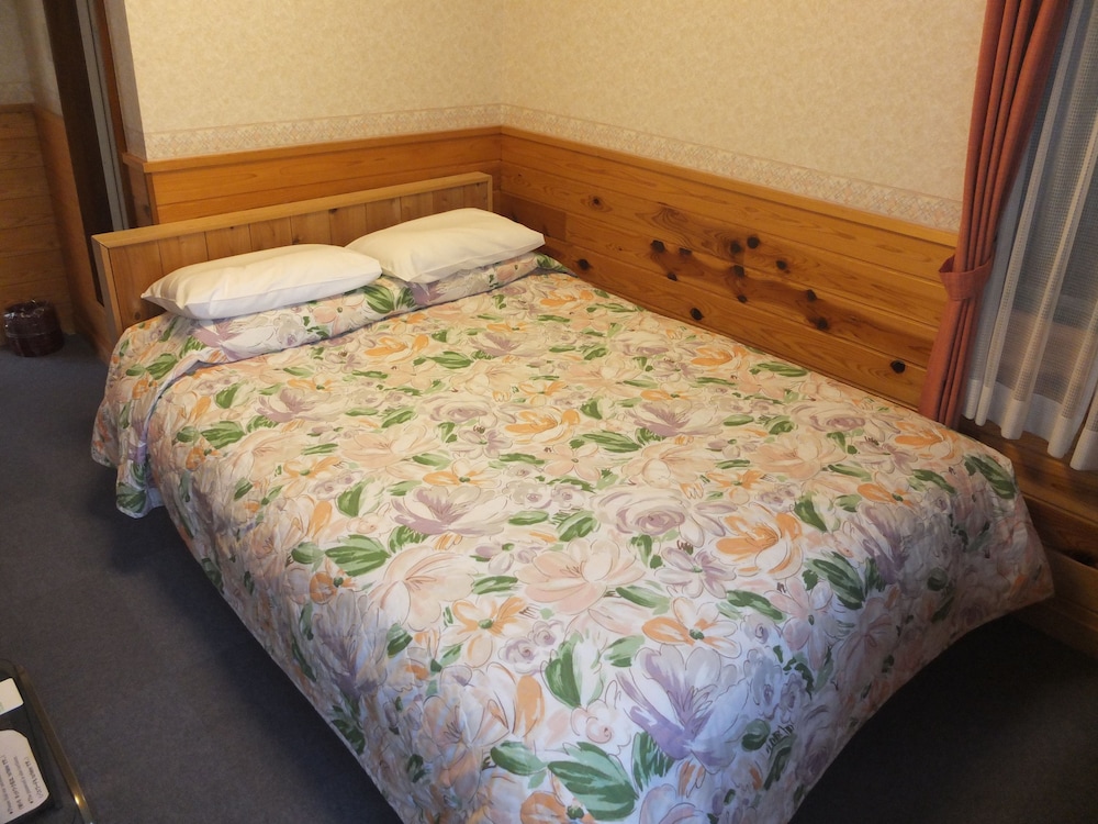 ダブルルーム　バスルーム付き | タートル イン 日光