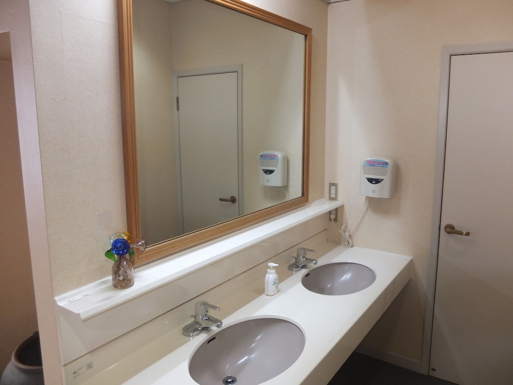 ツインルーム　洋室 バスルームなし 客室7 | タートル イン 日光