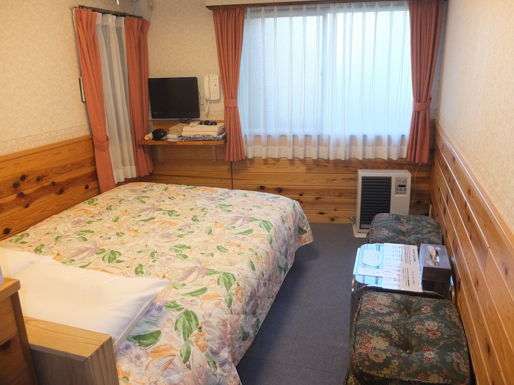 ダブルルーム　バスルーム付き 客室1 | タートル イン 日光