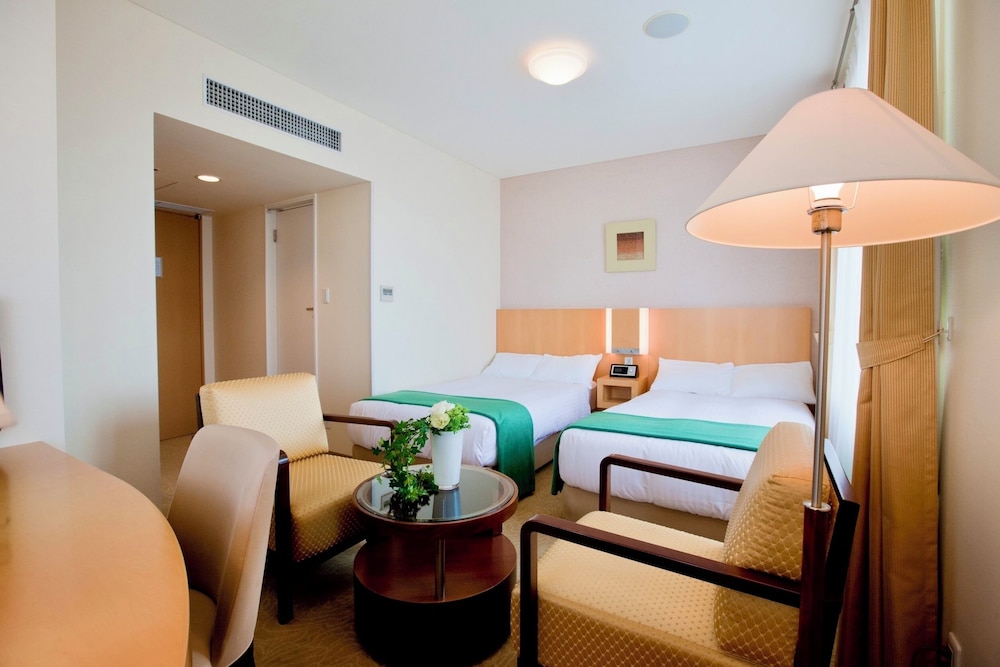 デラックス ツインルーム 禁煙 | ホテル北野プラザ六甲荘