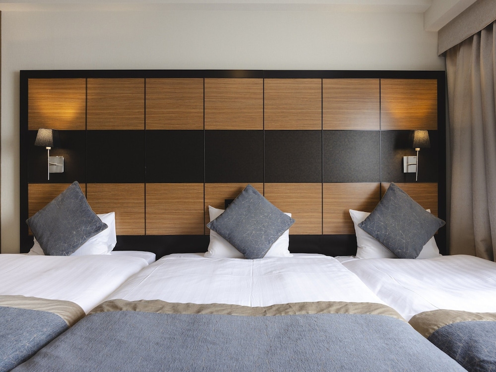 [禁煙] スーペリアツインルーム/22平米/120cmベッド2台+EXベッド1台 客室3 | ホテルウィングインターナショナルプレミアム東京四谷