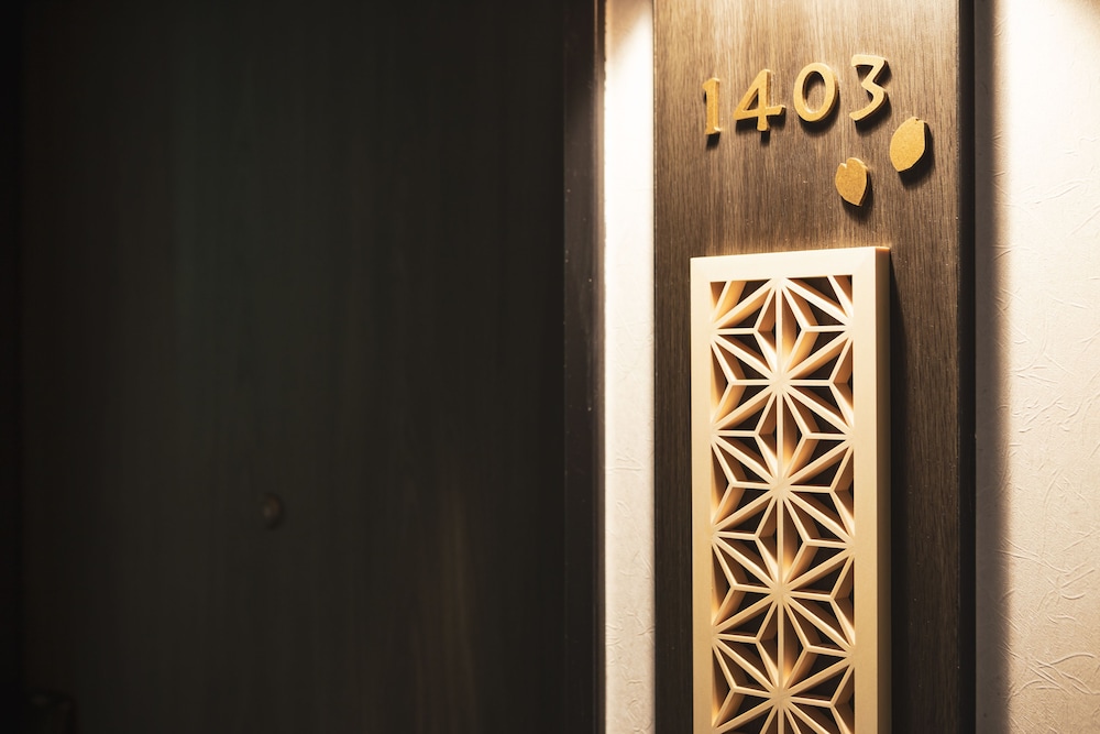 [禁煙] 最上階さくらダブルルーム/15平米/160cm ベッド1台 客室5 | ホテルウィングインターナショナルプレミアム東京四谷