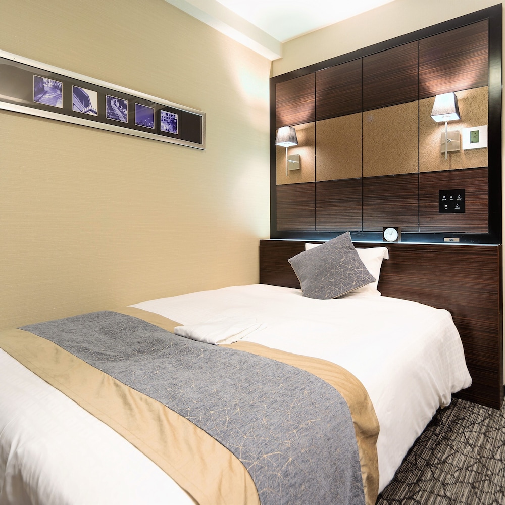 [喫煙] スタンダードダブルルーム/16平米/160cm ベッド1台 | ホテルウィングインターナショナルプレミアム東京四谷