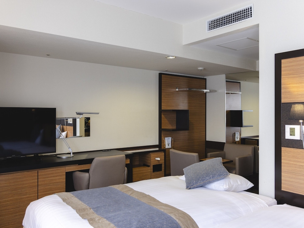 [禁煙] エグゼクティブツインルーム/32平米/120cmベッド2台+EXベッド1台 客室5 | ホテルウィングインターナショナルプレミアム東京四谷