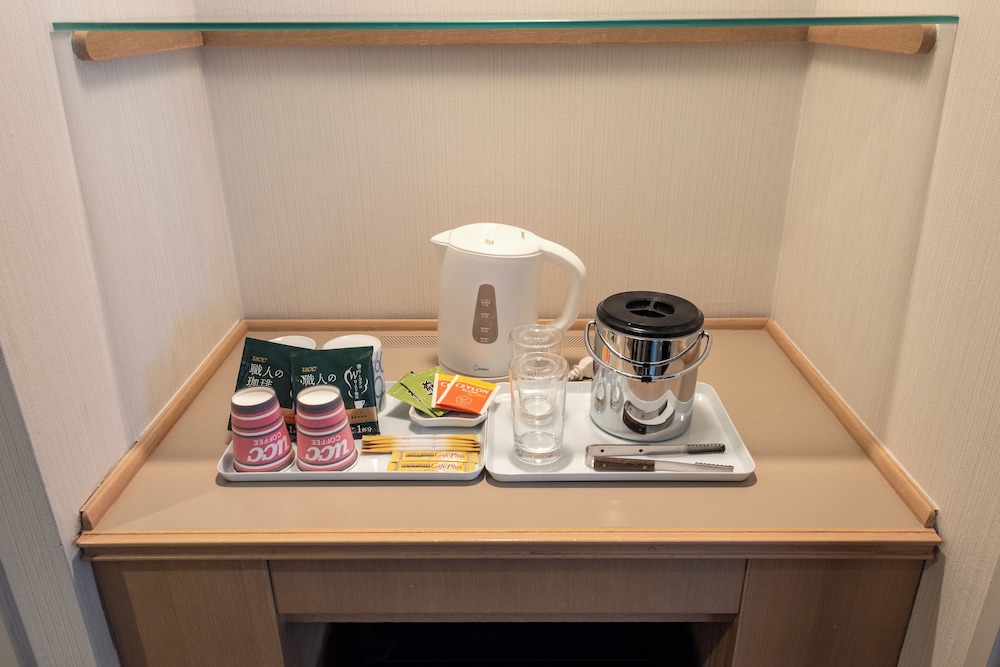 スタンダード ダブルルーム 喫煙可 客室1 | ホテルレイクアルスター アルザ泉大津