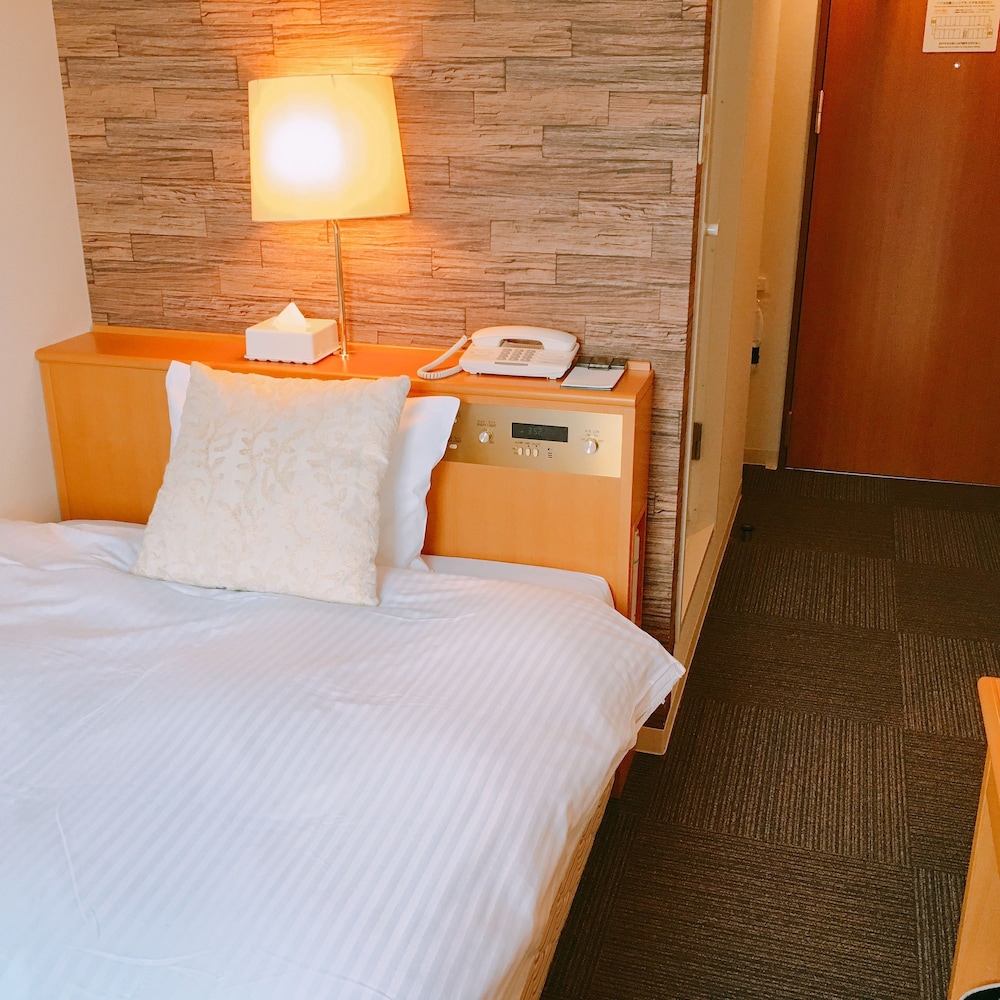 客室1 | セントラル ホテル 伊万里