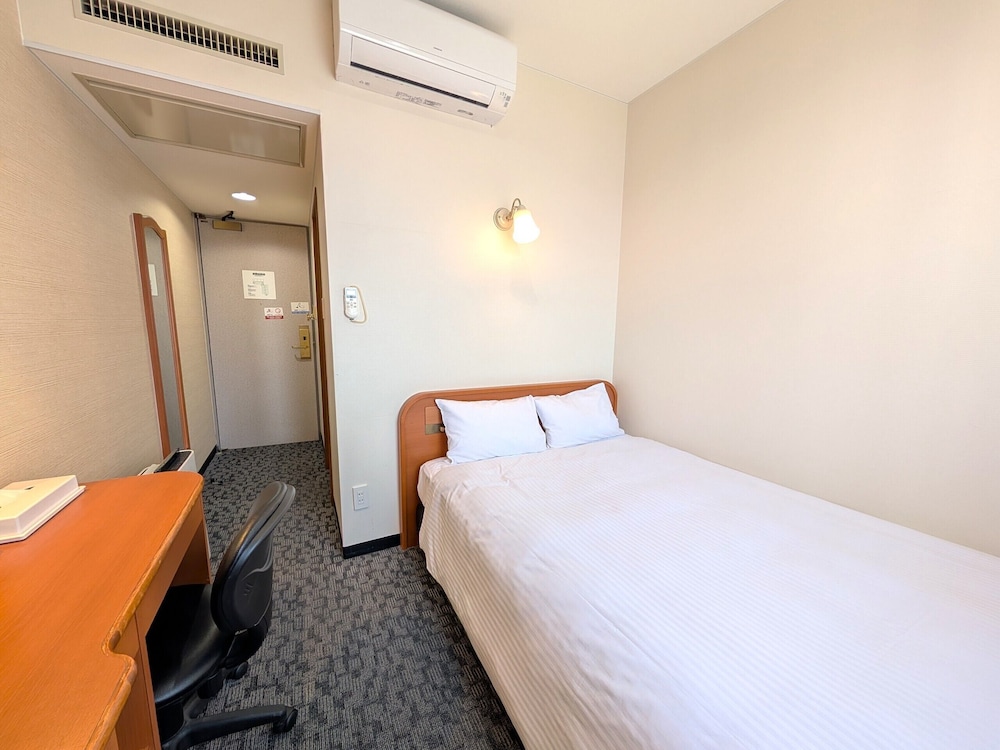 セミダブルルーム 喫煙 客室3 | 水前寺コンフォートホテル