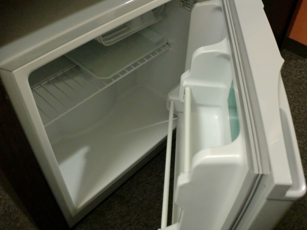 セミダブルルーム 禁煙 小型冷蔵庫0 | 水前寺コンフォートホテル