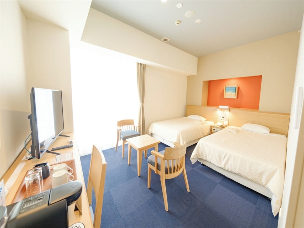 デラックス ツインルーム 禁煙 | ホテル　ライジング サン 宮古島