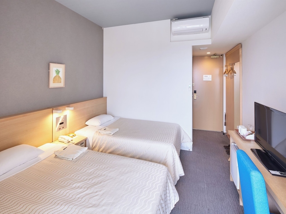 エコノミー ツインルーム 禁煙 客室5 | ホテル　ライジング サン 宮古島