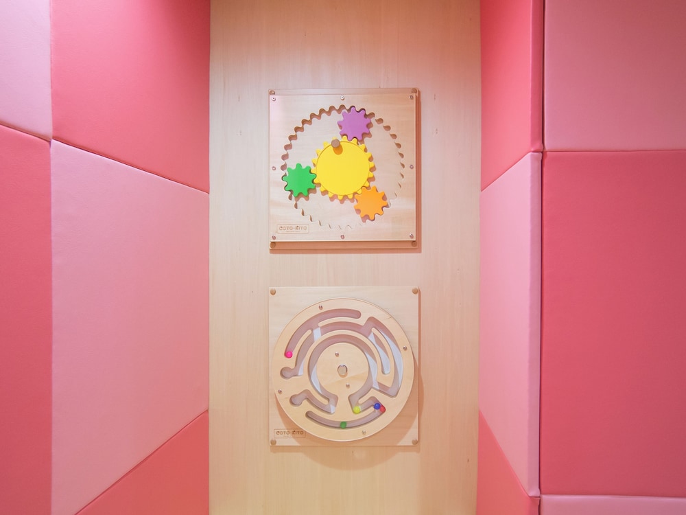 金泉露天風呂付ファミリースイートルーム　はな 客室6 | 神戸有馬温泉 元湯 龍泉閣