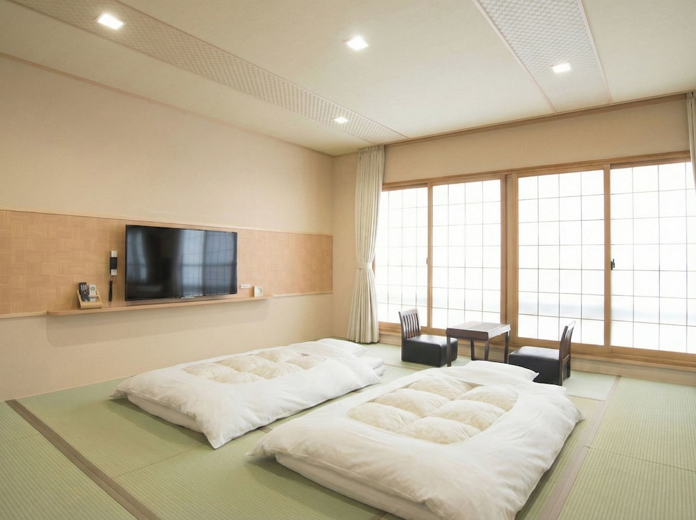 和室 布団 禁煙 シティビュー 客室4 | 神戸有馬温泉 元湯 龍泉閣