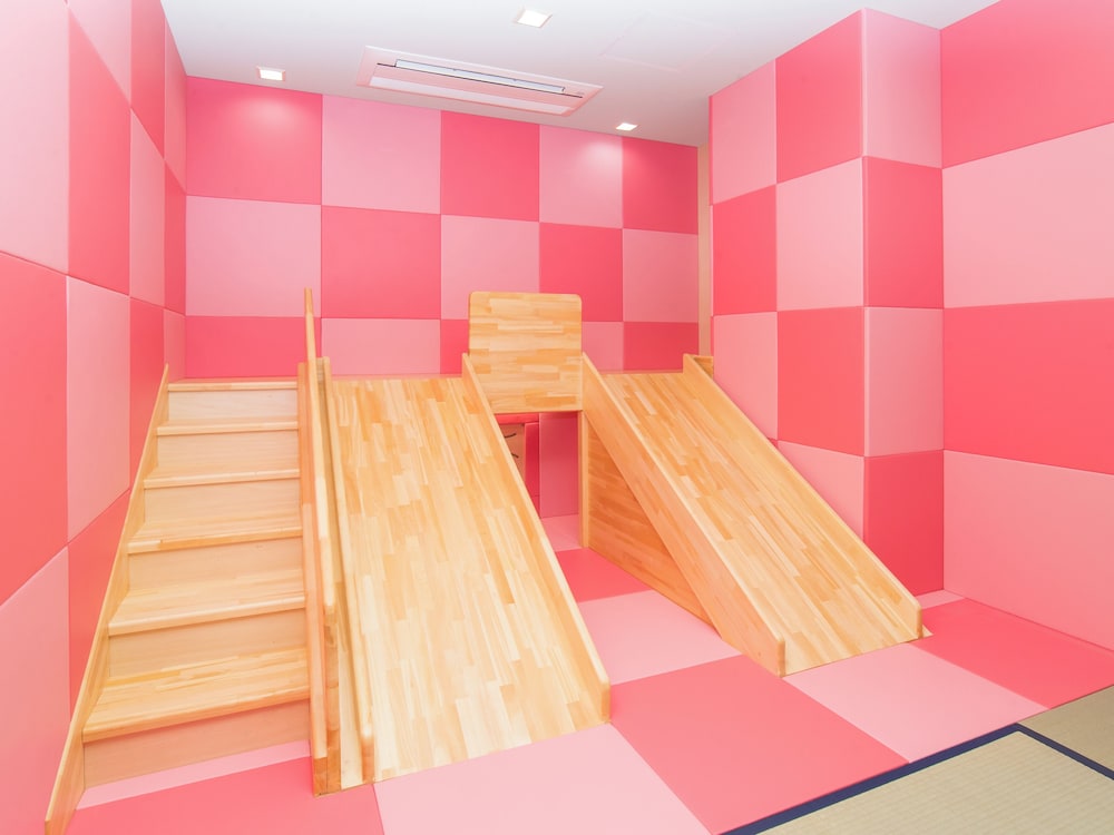 金泉露天風呂付ファミリースイートルーム　はな 客室5 | 神戸有馬温泉 元湯 龍泉閣