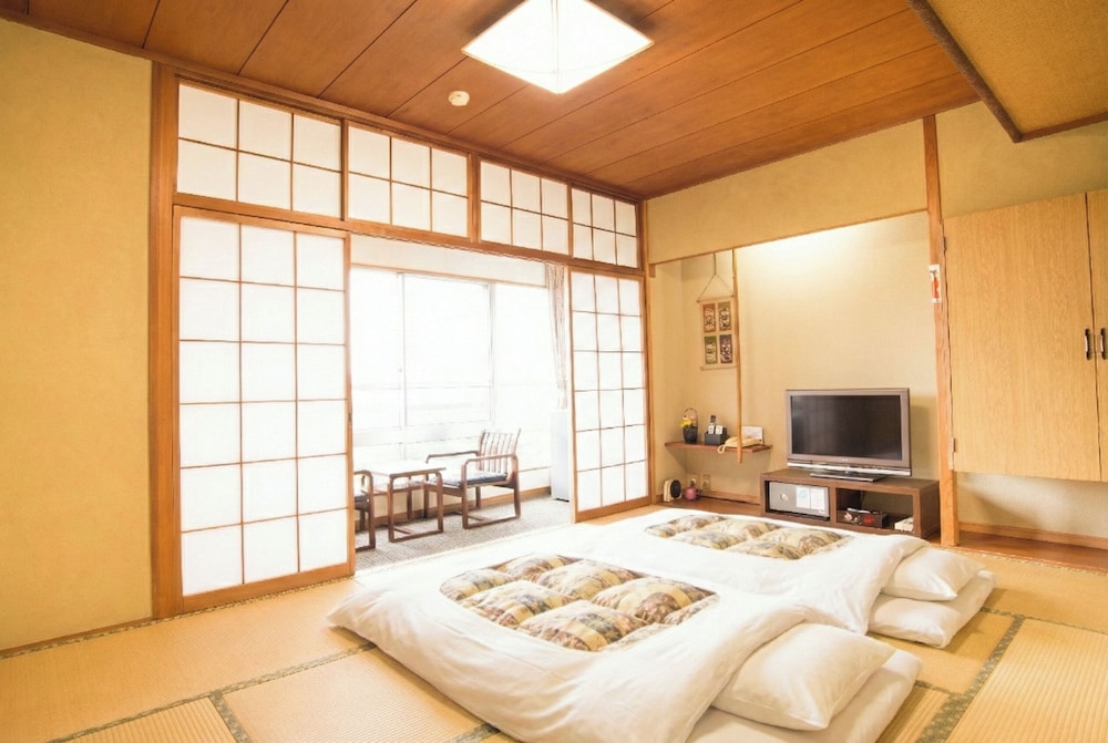 和室 布団 禁煙 マウンテンビュー 客室3 | 神戸有馬温泉 元湯 龍泉閣