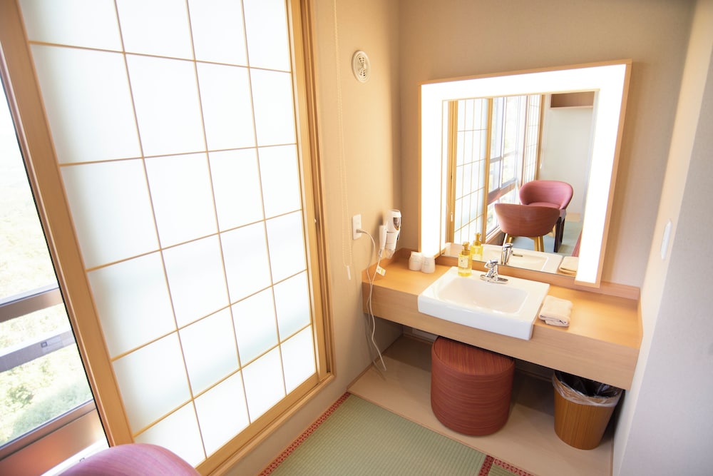 和室 布団 禁煙 マウンテンビュー 客室2 | 神戸有馬温泉 元湯 龍泉閣