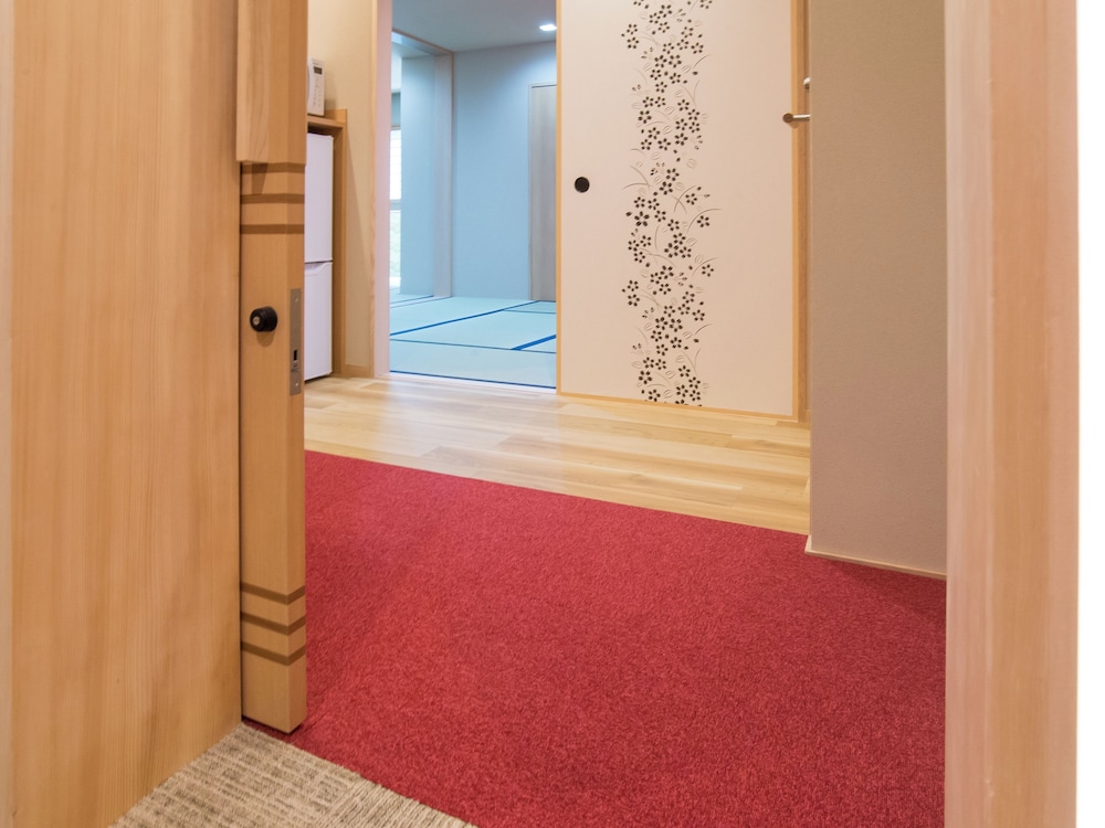 金泉露天風呂付ファミリースイートルーム　はな 客室7 | 神戸有馬温泉 元湯 龍泉閣