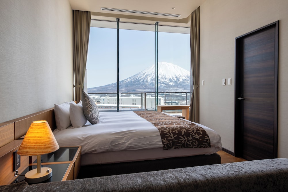 ホテルルーム 羊蹄山ビュー 部屋からの景観1 | 木ニセコ