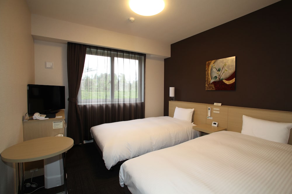 ツインルーム バス付き 禁煙 客室1 | ホテルルートイン気仙沼中央インター