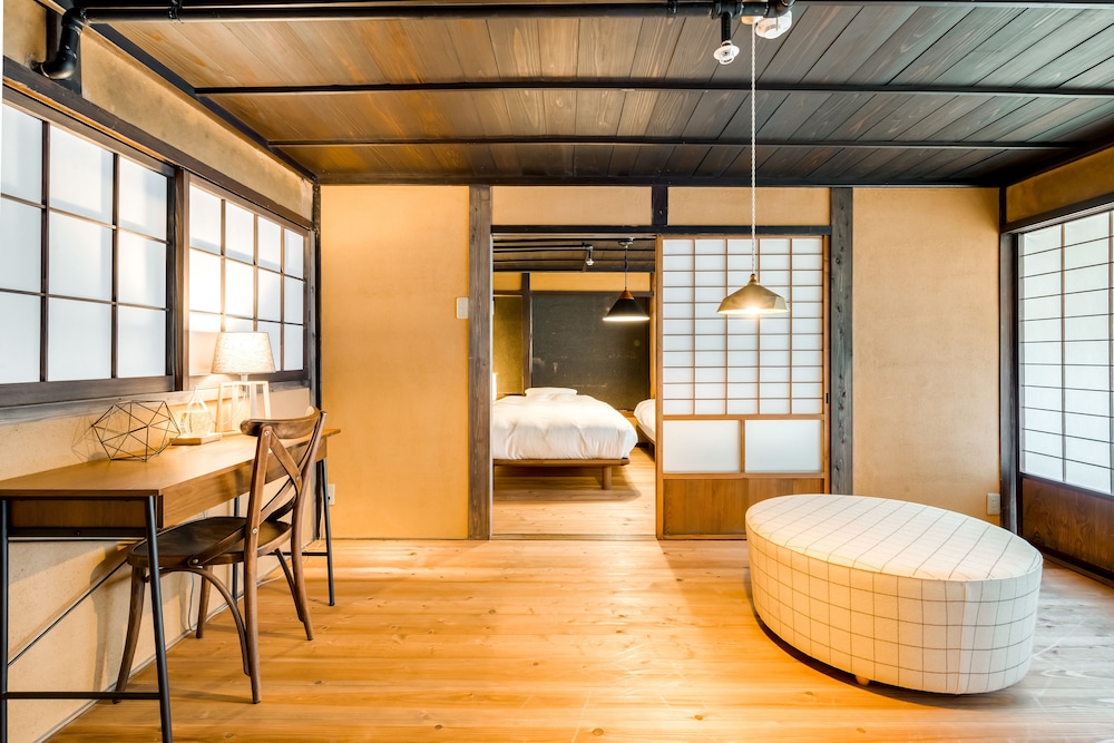 プレミア ツインルーム 客室2 | 竹田城 城下町ホテル EN