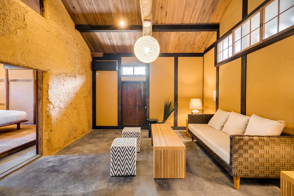 グランド ツイン ルーム 客室1 | 竹田城 城下町ホテル EN