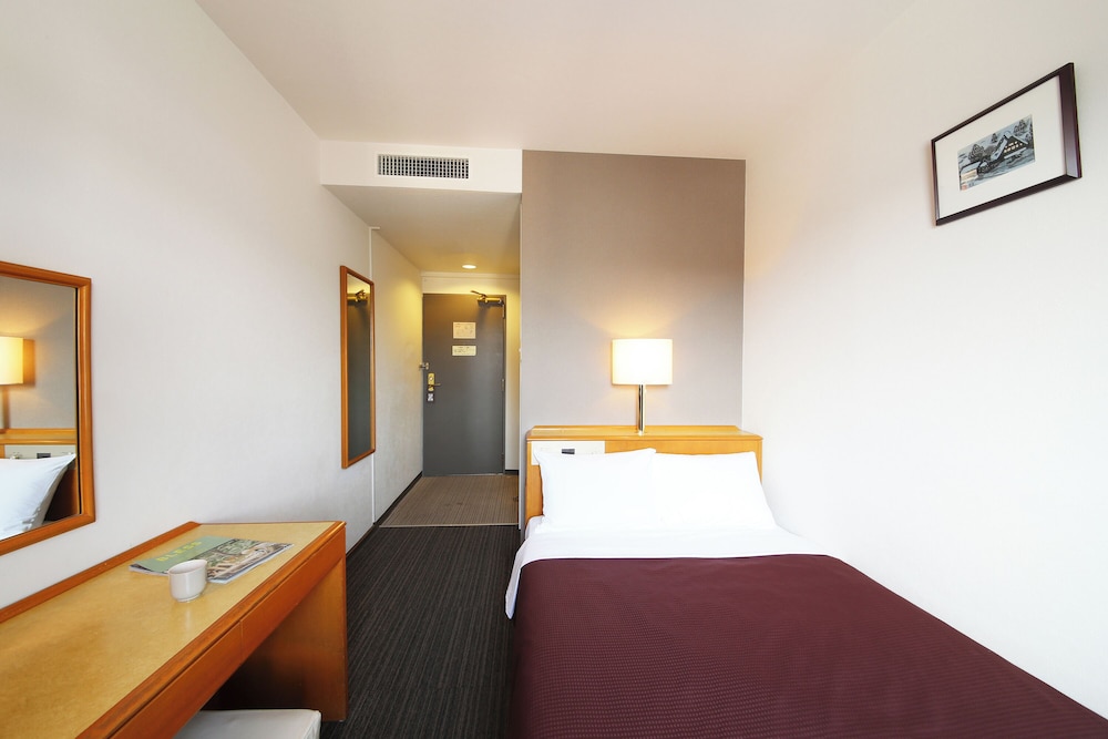 セミダブル ルーム(喫煙) | カントリーホテル高山