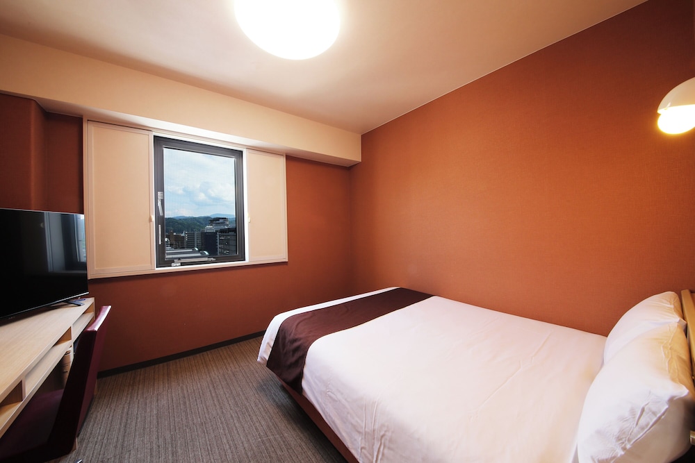スタンダード ダブルルーム 喫煙可 客室2 | カントリーホテル高山