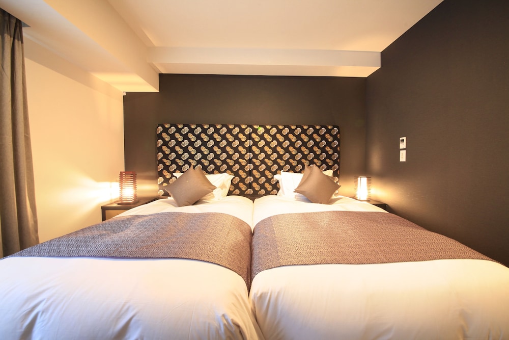 スタンダード ツインルーム 禁煙 (セミダブルベッド2台) 客室2 | センチュリオンホテル池袋