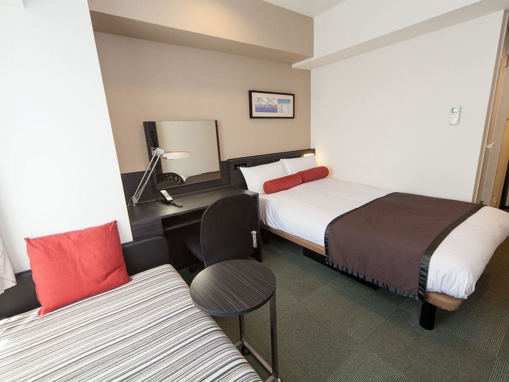 スタンダード ルーム セミダブルベッド 1 台 禁煙 客室2 | マイステイズ 新浦安コンファレンスセンター