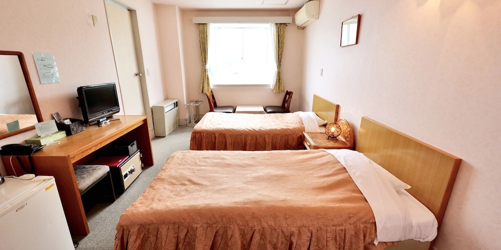 ベーシック ツインルーム 客室6 | リゾートイン マリオンシナノ