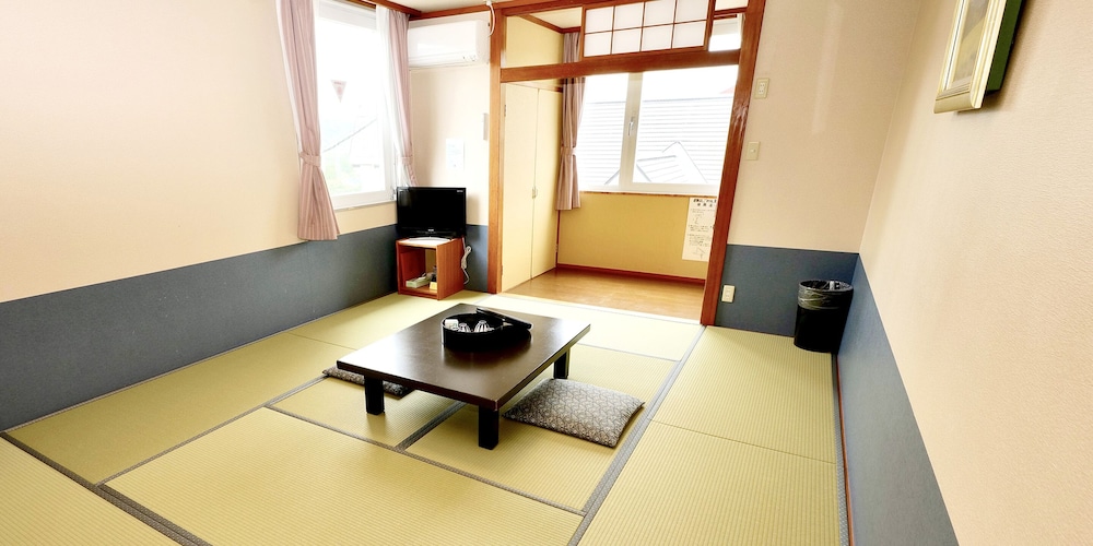 和室10畳 客室8 | リゾートイン マリオンシナノ