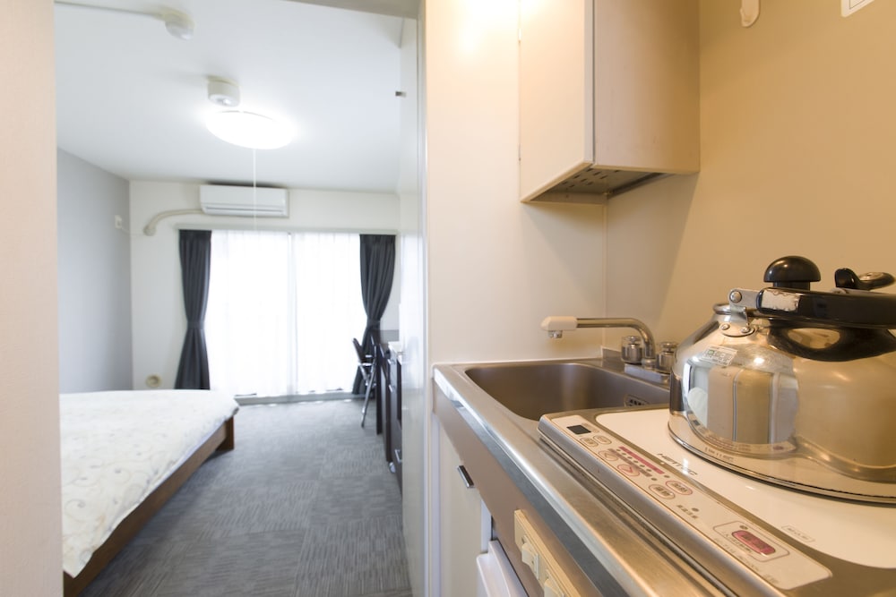 スタンダード ダブルルーム 喫煙可 (Semi Double) (ハウスキーピングは有料オプション) 専用簡易キッチン0 | フレックステイイン中延