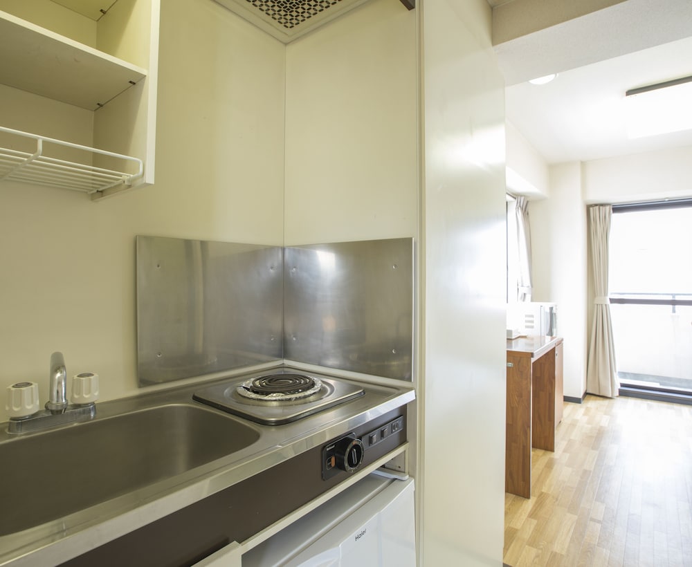 スタジオツインルーム (シングルベッド1台, ソファーベッド1台, セルフベッドメイキング) (ハウスキーピングは有料オプション) 専用簡易キッチン0 | フレックステイイン多摩川