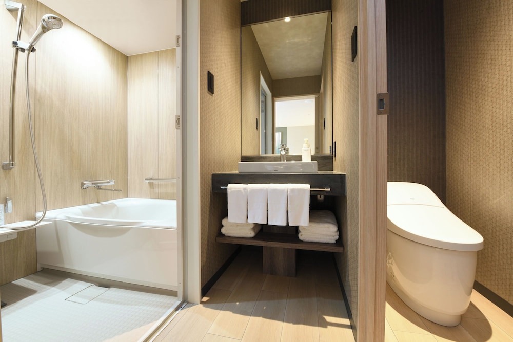 [リニューアル] グランドデラックストリプル (禁煙) バスルーム0 | ホテルマイステイズ御茶ノ水コンファレンスセンター