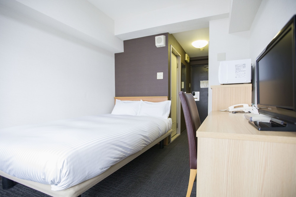 スタンダード セミダブル ルーム 喫煙可 簡易キッチン (ハウスキーピングは有料オプション) 客室4 | フレックステイイン白金