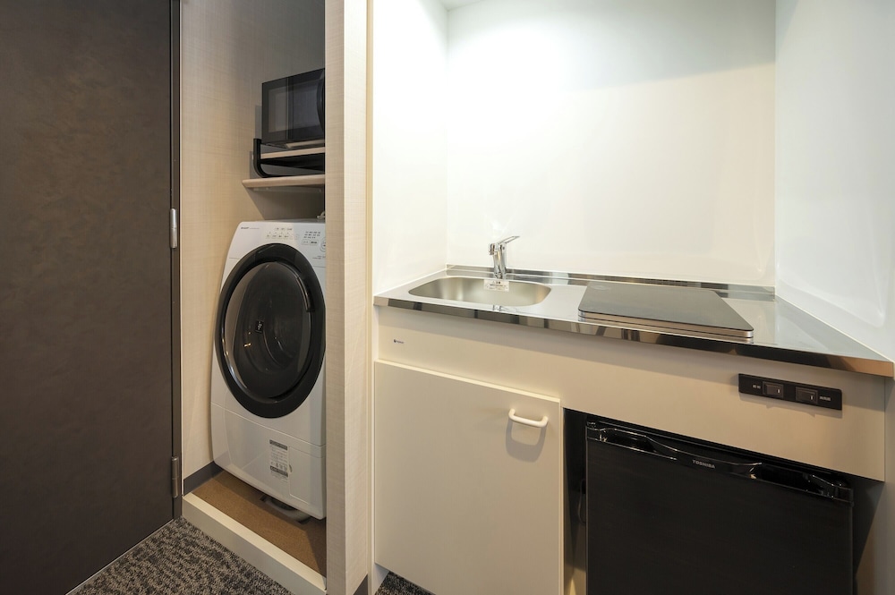 [禁煙] トリプルルーム 専用キッチン0 | ホテル ルミエール 西葛西