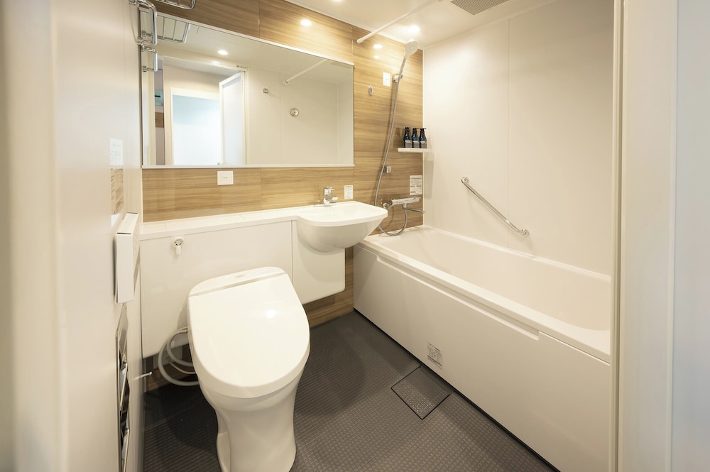 [禁煙] セミダブルルーム バスルーム0 | ホテル ルミエール 西葛西