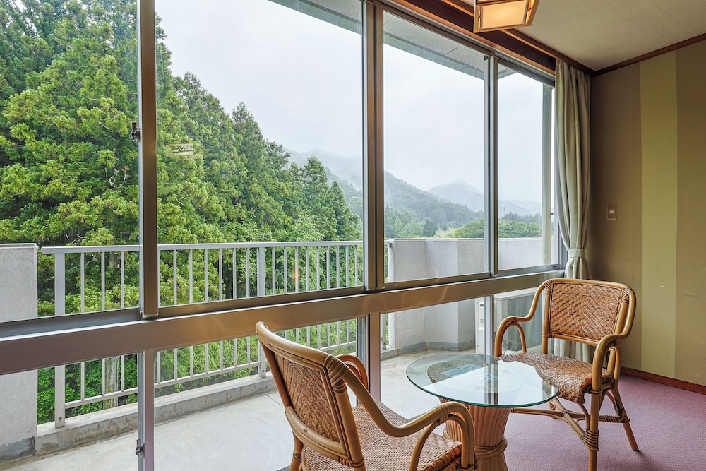 和室 禁煙 バルコニーからの眺望0 | 火の谷温泉 美杉リゾート