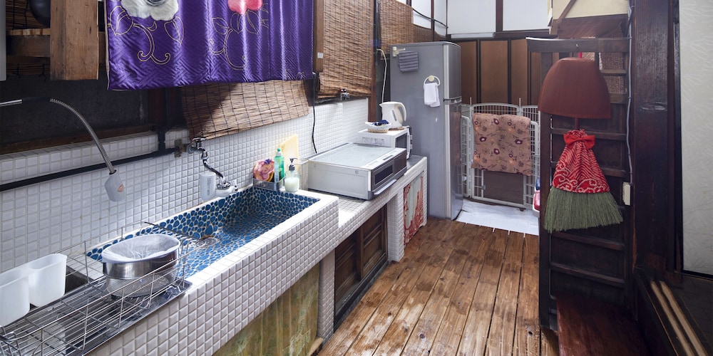 町屋(チェックイン方法はメールにてご確認ください) 専用キッチン0 | nao炬乃座 別邸 梅小路