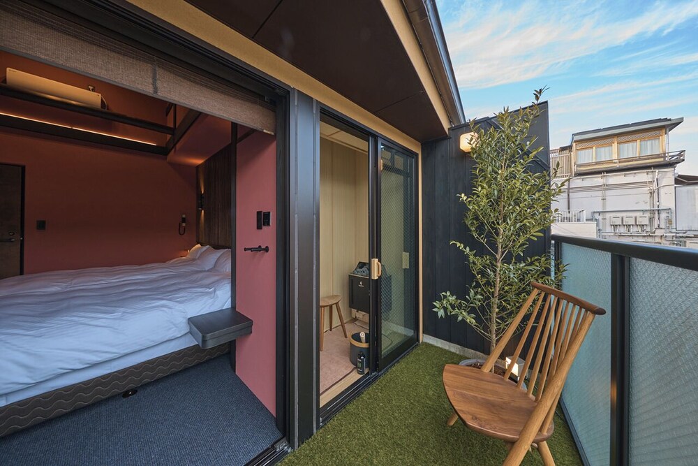 Japanese Style Room With Open-Air Bath (Room #403) : 2 meals (No Child Allowed, Check in until 7pm) 客室6 | 和鹿彩 別邸