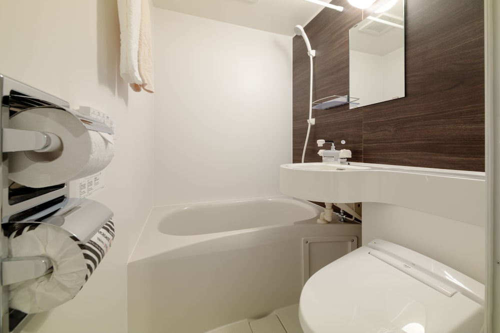 セミダブルルーム 喫煙可 バスルーム0 | アパホテル〈前橋駅北〉