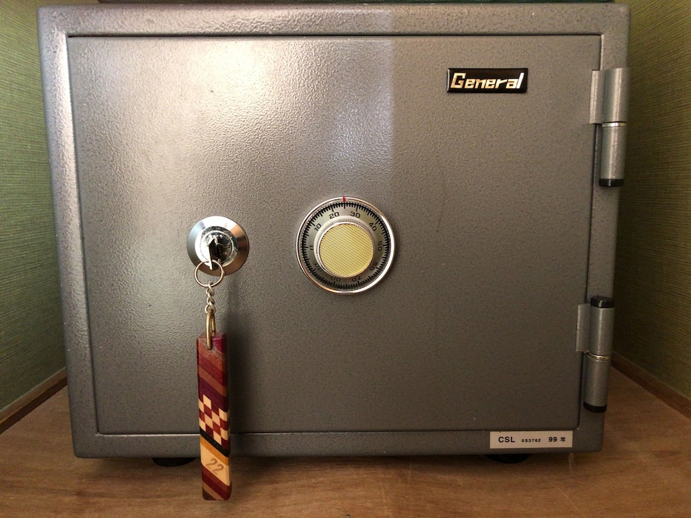 和室 共有バスルーム 禁煙 (子供3歳以上は追加料金が発生します/アレルギーの方は事前にご連絡下さい。当日のお食事変更はできません。) セーフティボックス0 | マウントビュー箱根